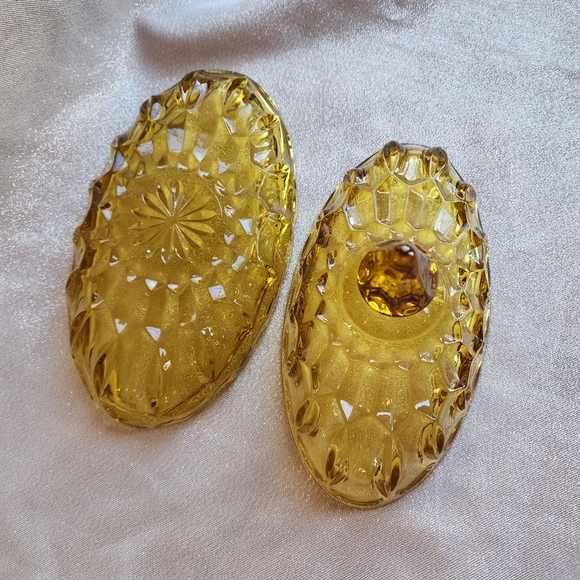 Vintage Anchor Hocking ‘Fairfield’ Golden Honey Amber Glass Covered Butter Dish - Picture 2 of 7